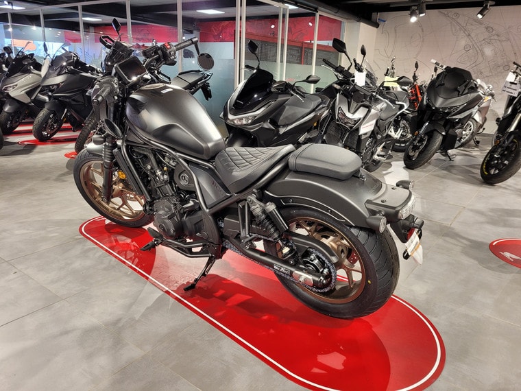 HONDA CMX1100 Rebel SE DCT 2025-showroom-element-3
