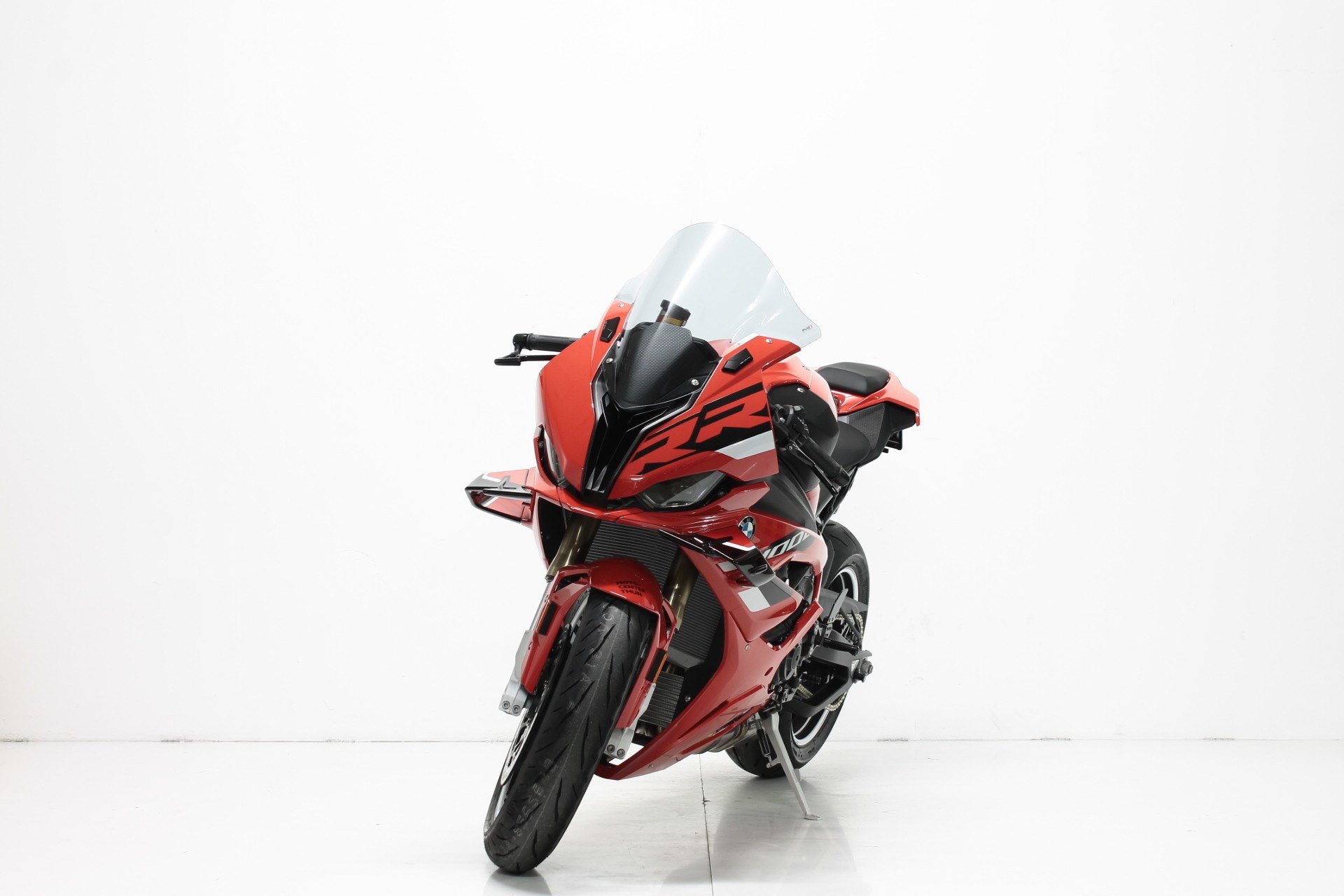 BMW S 1000 RR Passion Bridgestone Umbau-showroom-element-3