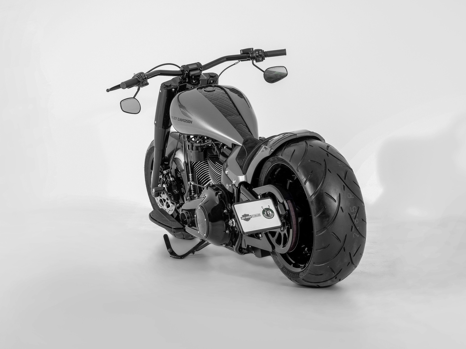 HARLEY-DAVIDSON FLFBS Fat Boy 114-showroom-element-2