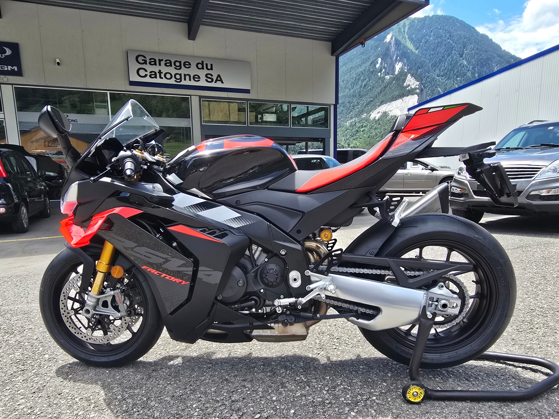 APRILIA RSV4 1100 Factory NEW 2025-image-7