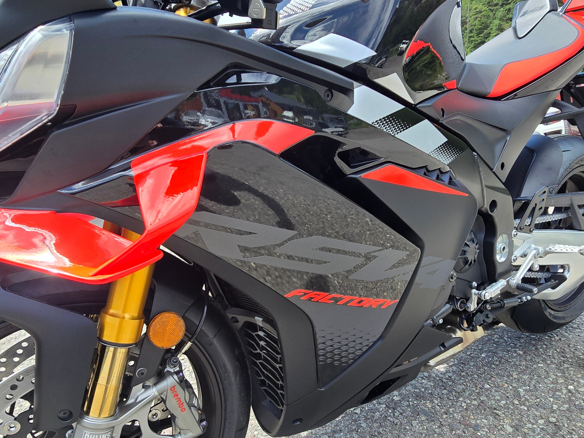 APRILIA RSV4 1100 Factory NEW 2025-image-9