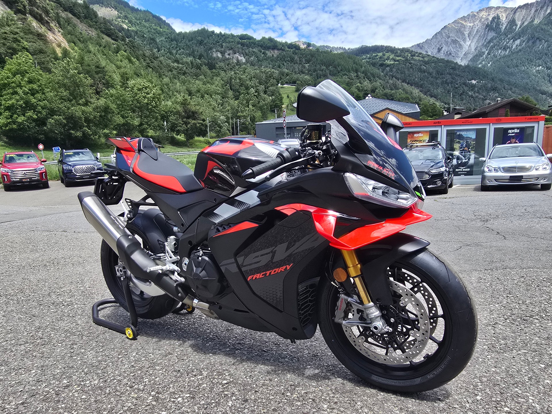 APRILIA RSV4 1100 Factory NEW 2025-image-0