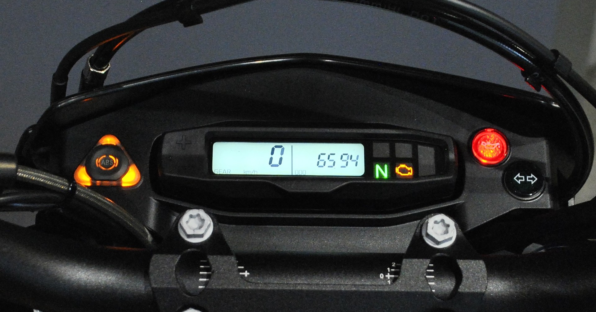 KTM 690 SMC R-image-5