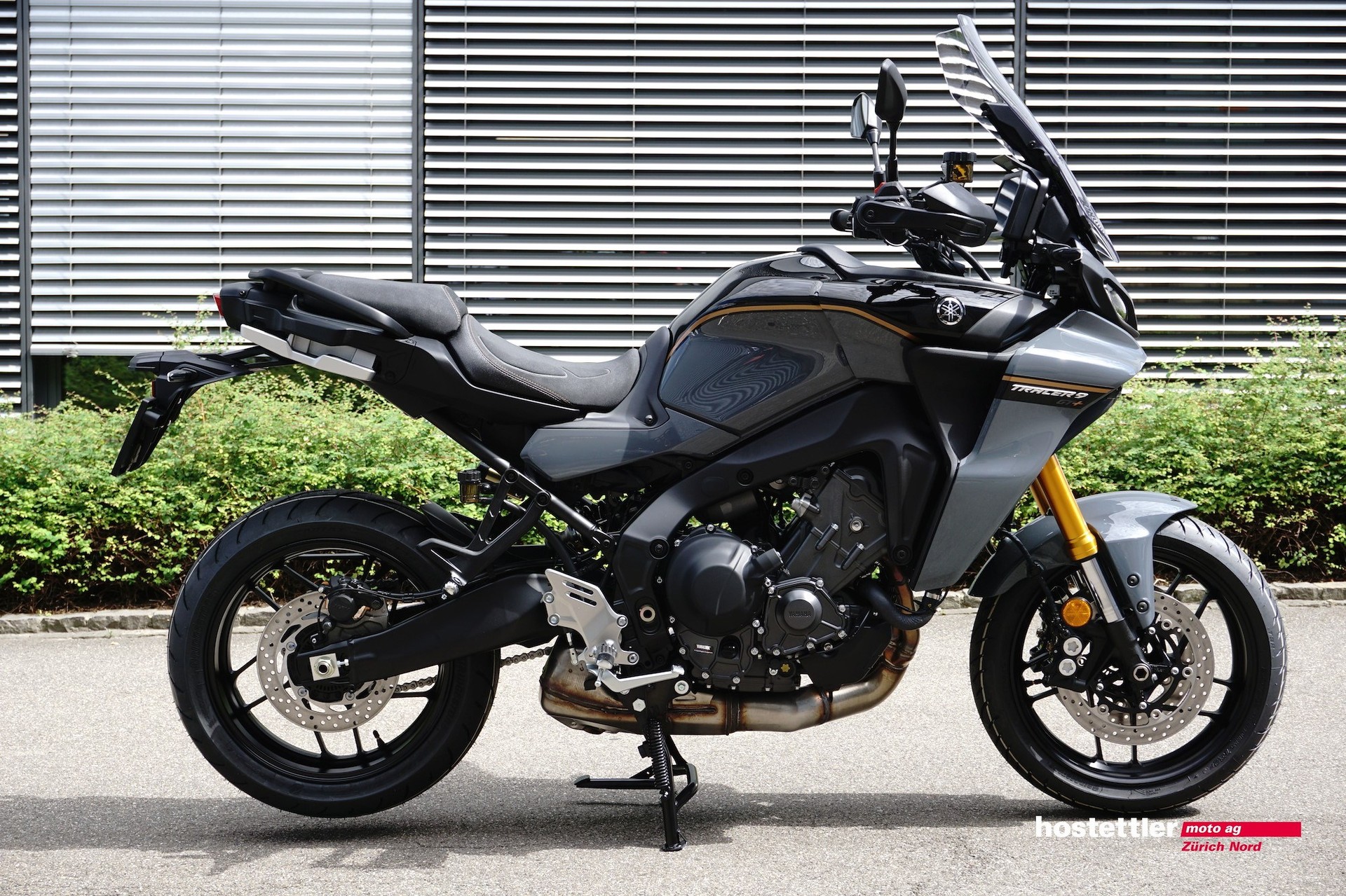 YAMAHA Tracer 9 GT+ ABS-showroom-element-1