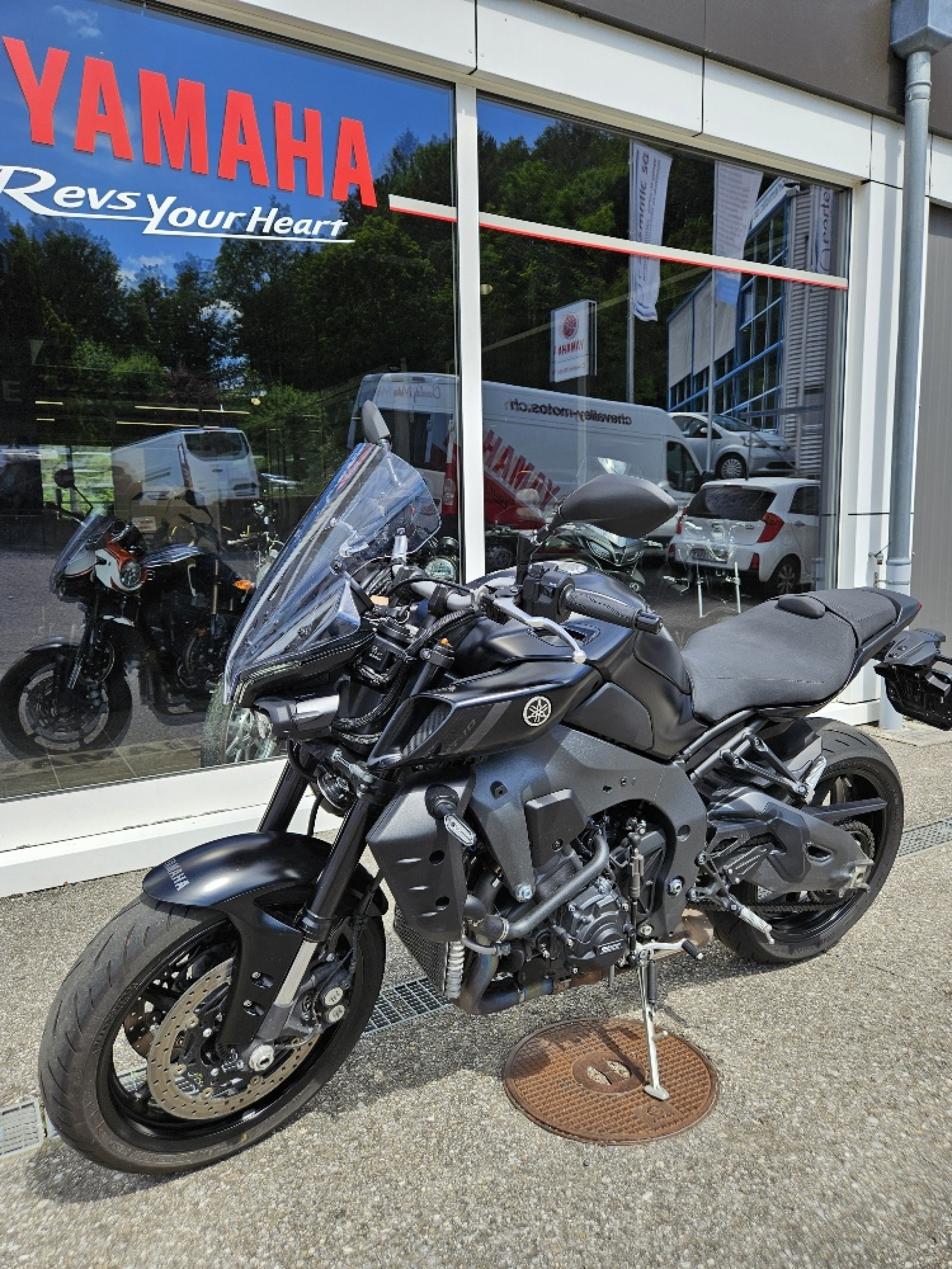 YAMAHA MT-10 ABS