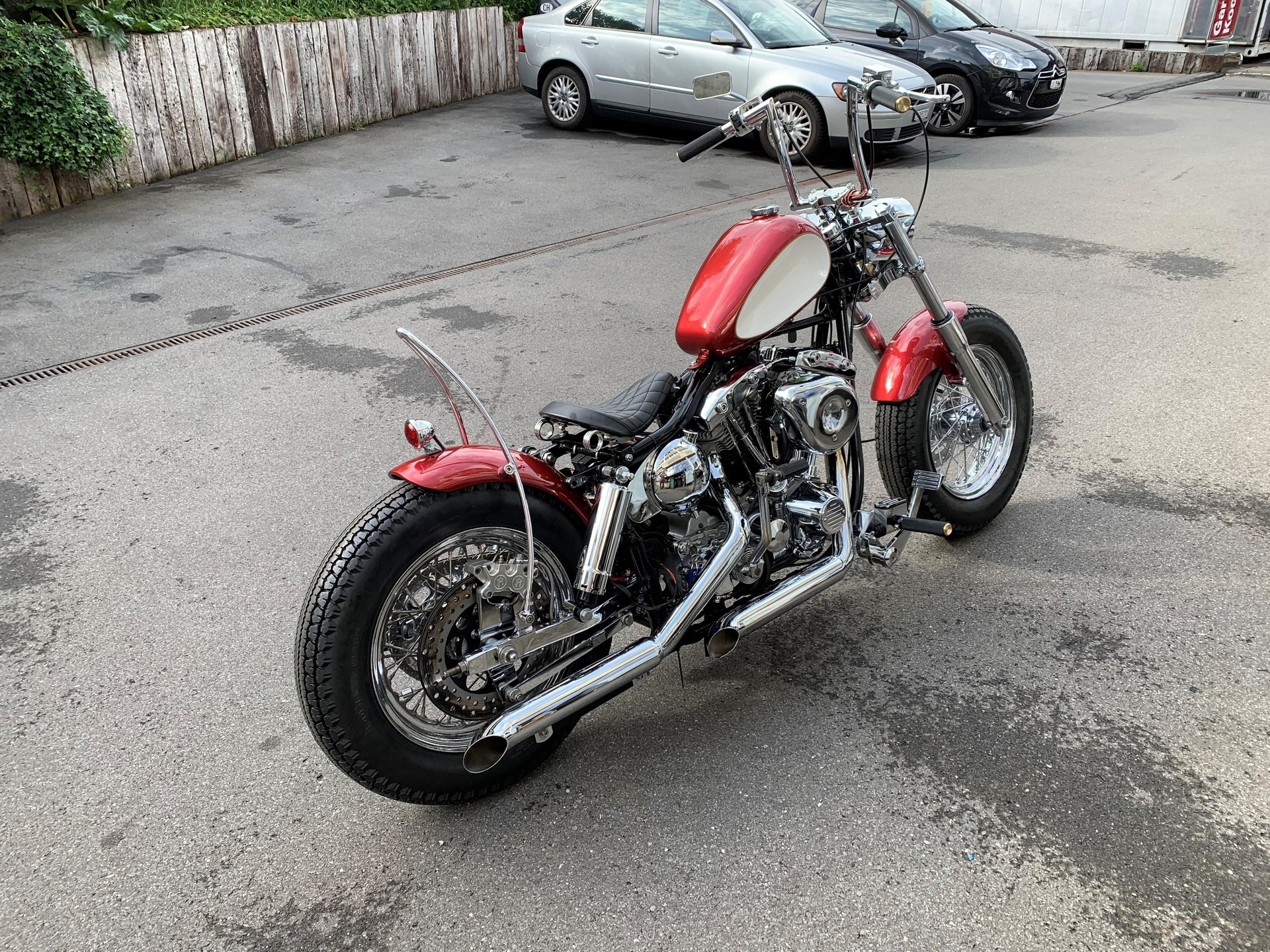 HARLEY-DAVIDSON FL-showroom-element-3
