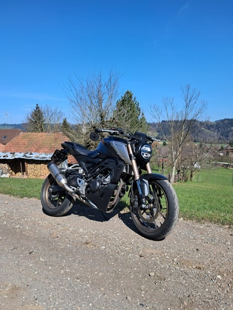HONDA CB 125 R
