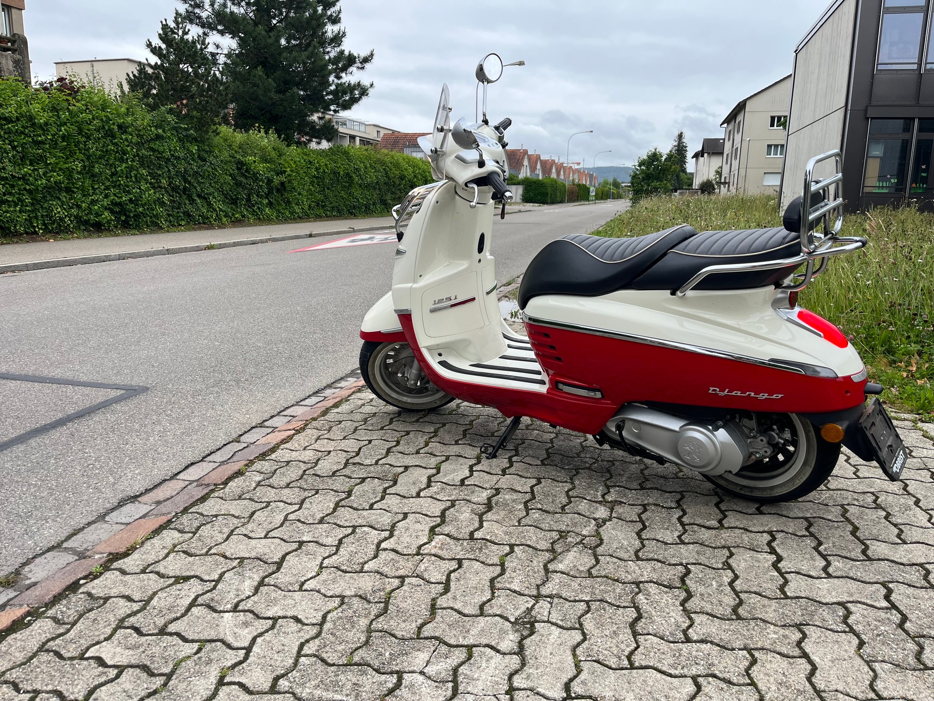 PEUGEOT Django Allure 125