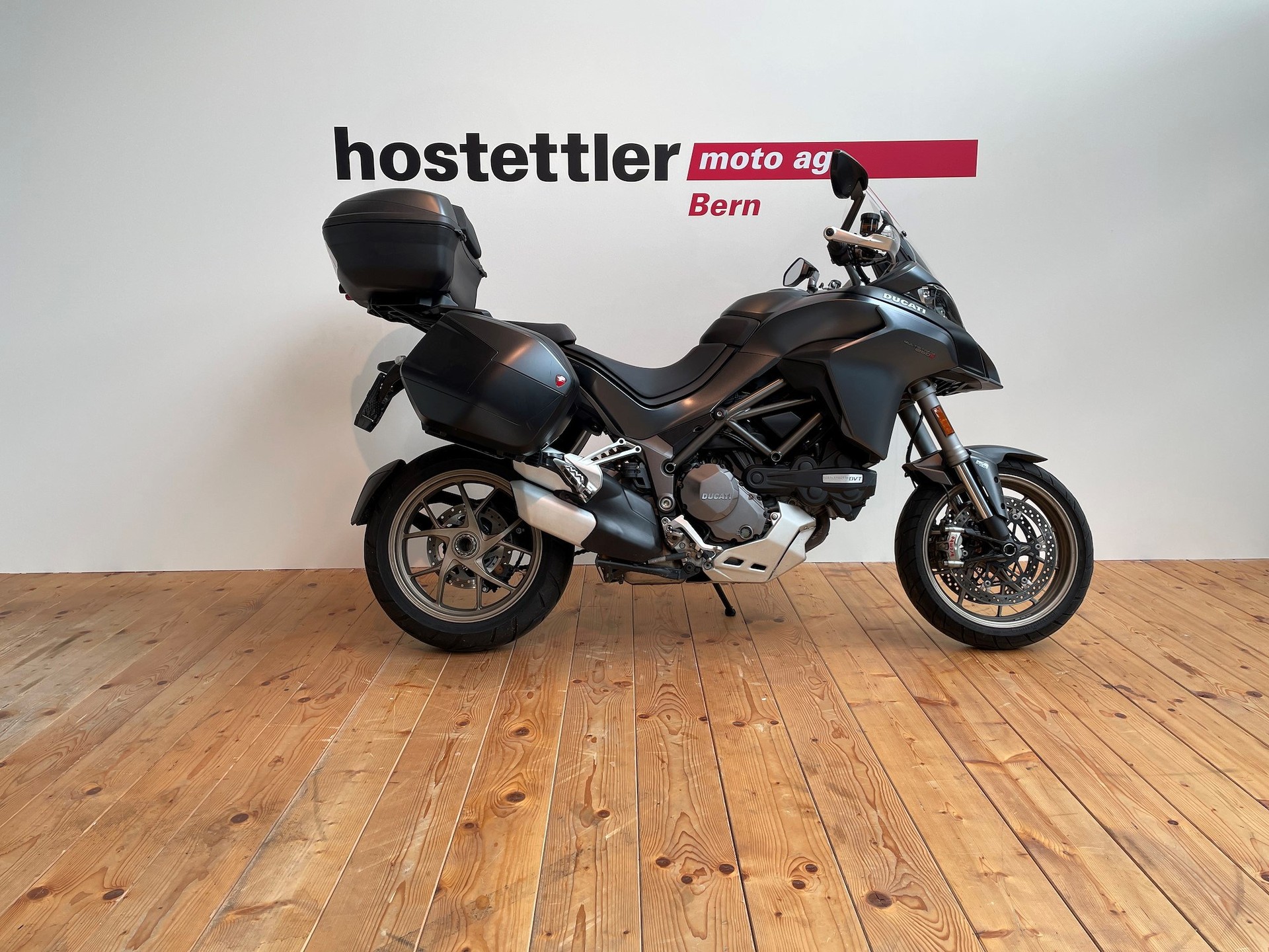 DUCATI MULTISTRADA 1260 Touring ABS-showroom-element-1