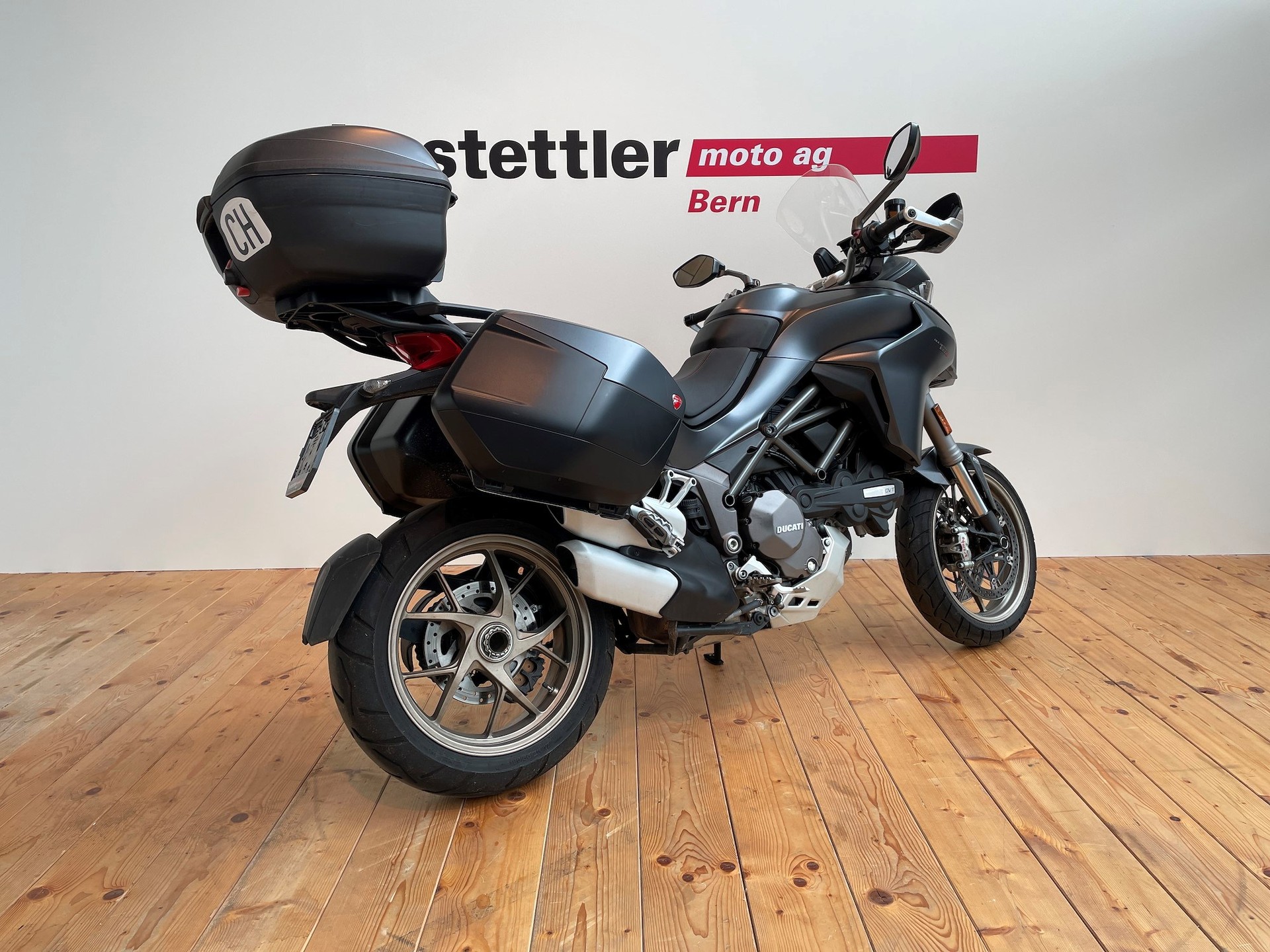 DUCATI MULTISTRADA 1260 Touring ABS-showroom-element-2
