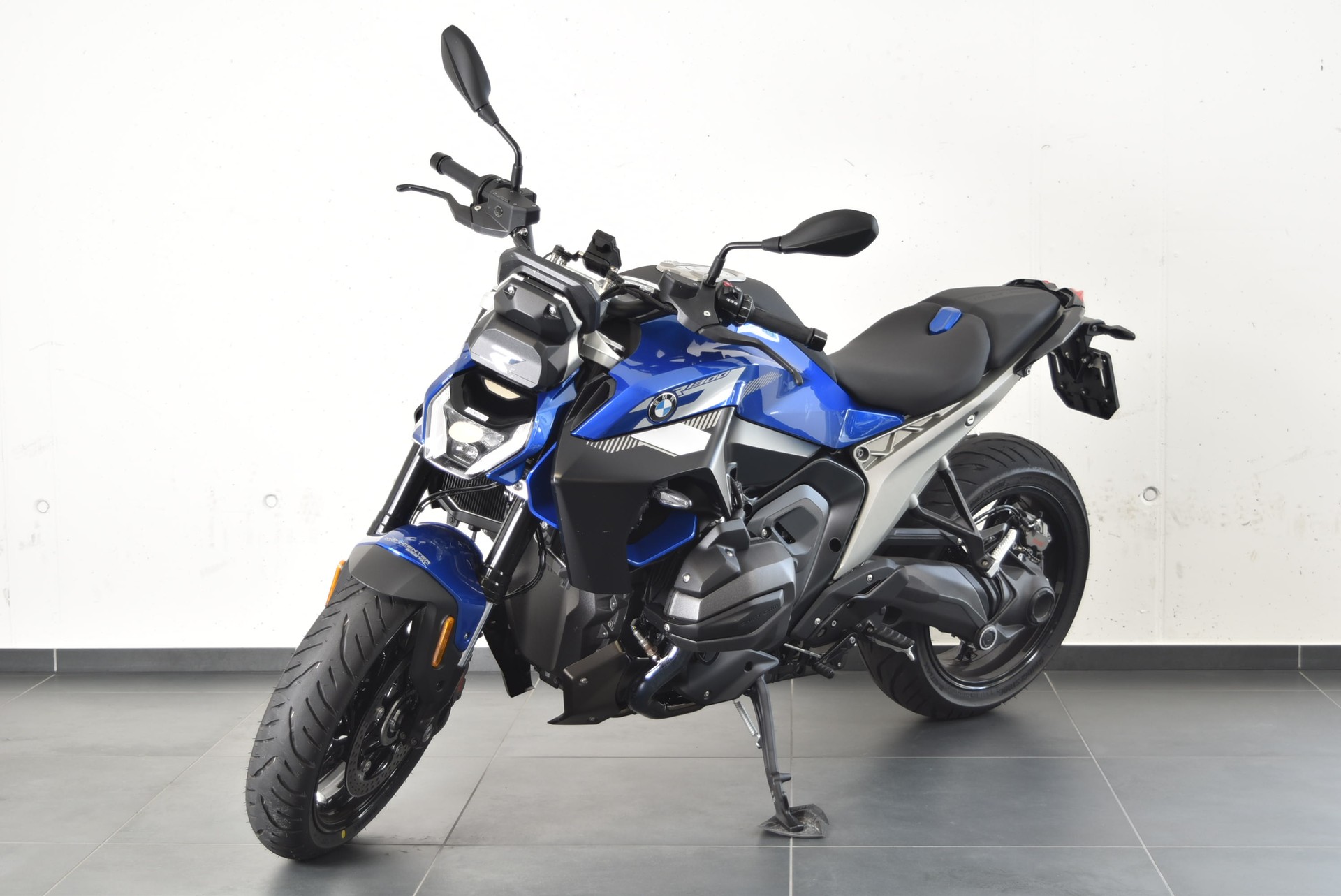 BMW R 1300 R-image-1