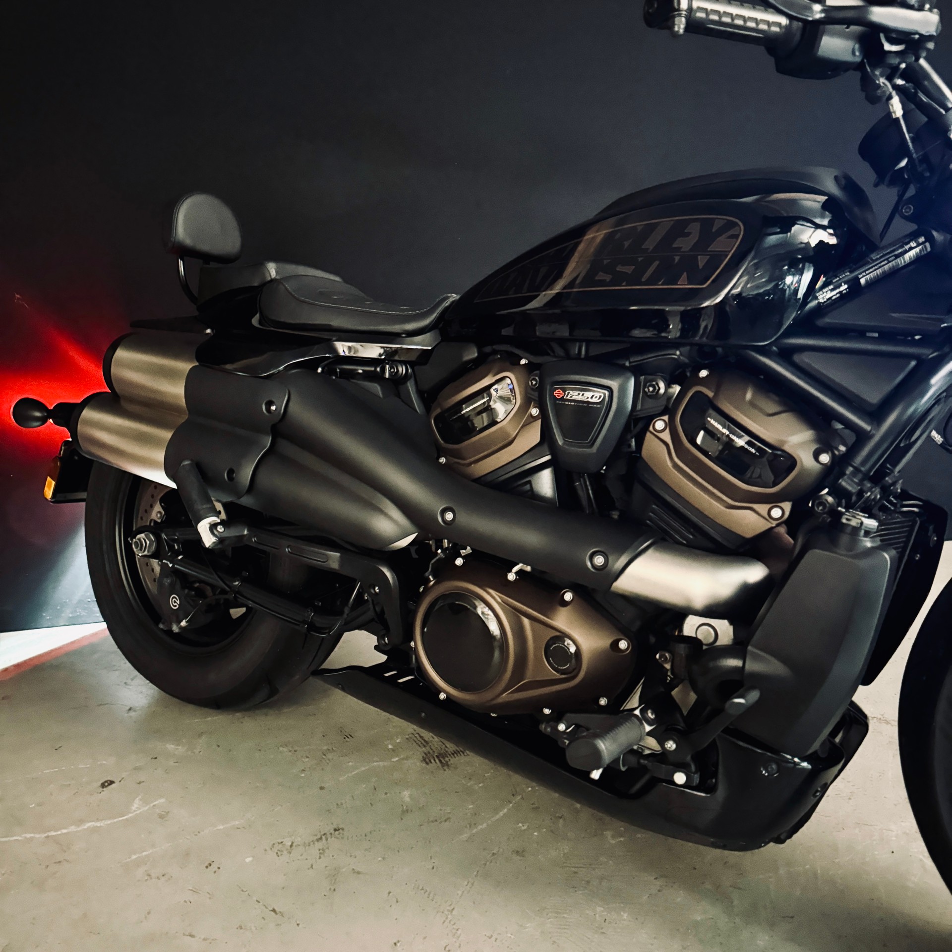 HARLEY-DAVIDSON RH 1250 Sportster S-showroom-element-2