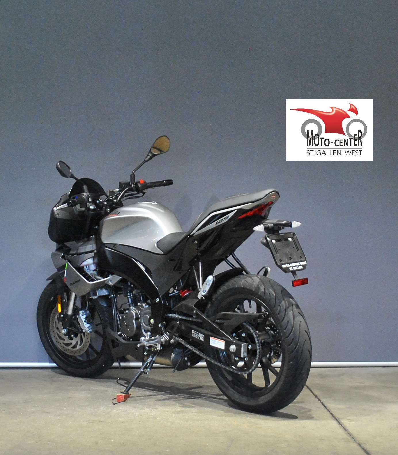 APRILIA Tuono 125-showroom-element-3