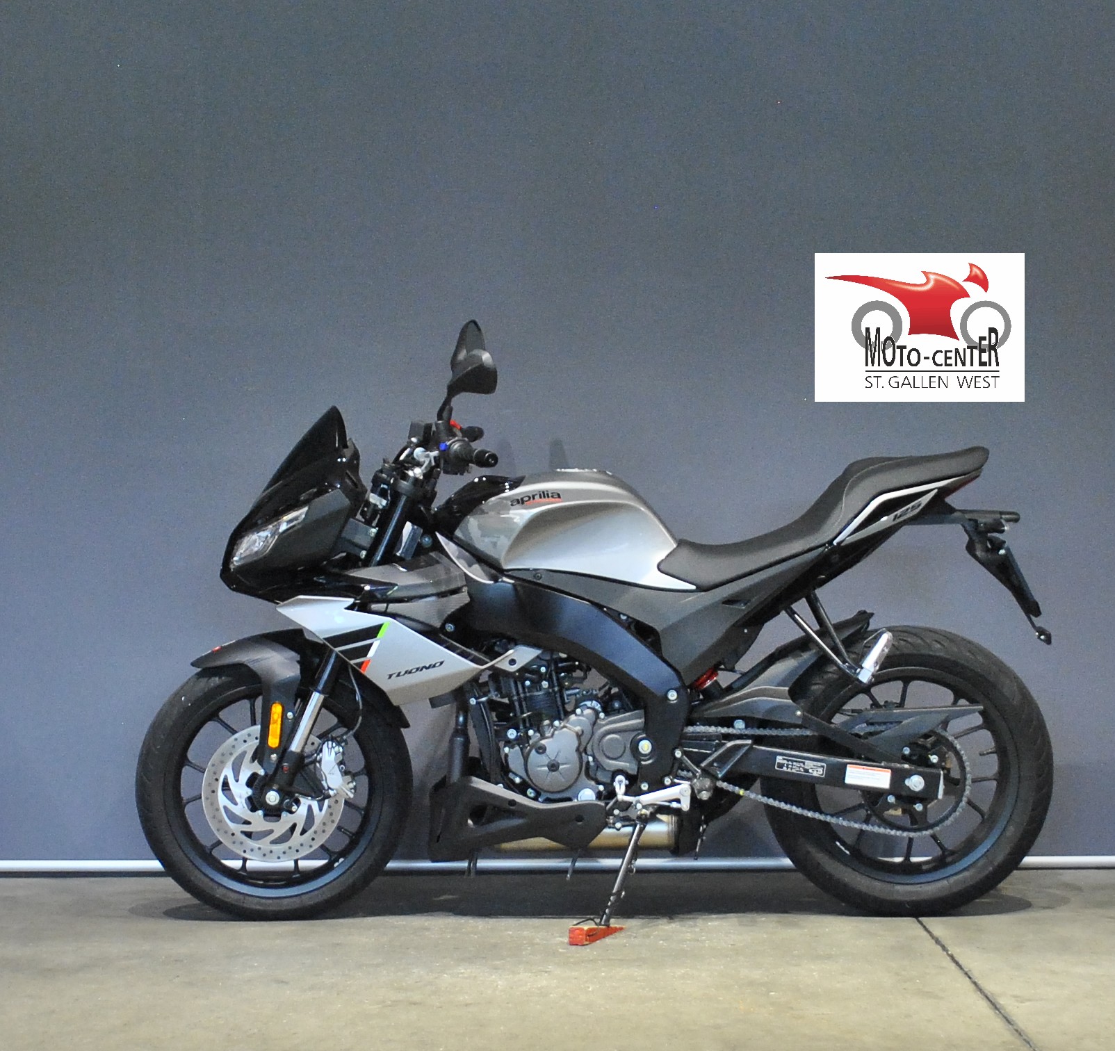 APRILIA Tuono 125-showroom-element-2