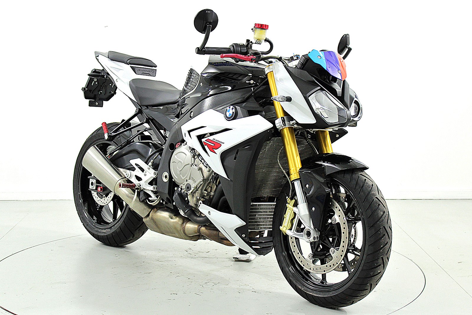 BMW S 1000 R ABS-showroom-element-1