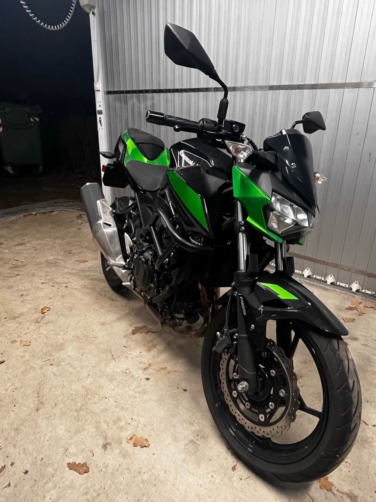 KAWASAKI Z 400