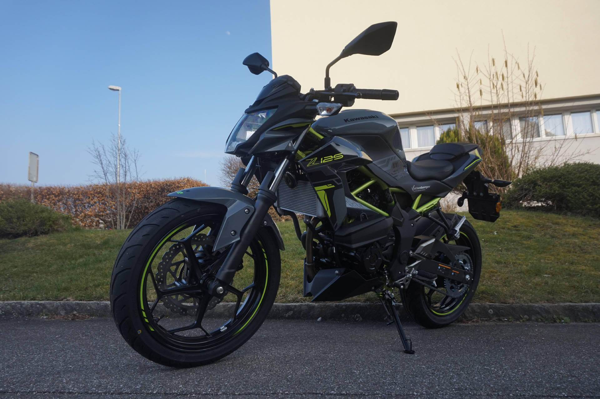 KAWASAKI Z 125 ABS-image-6