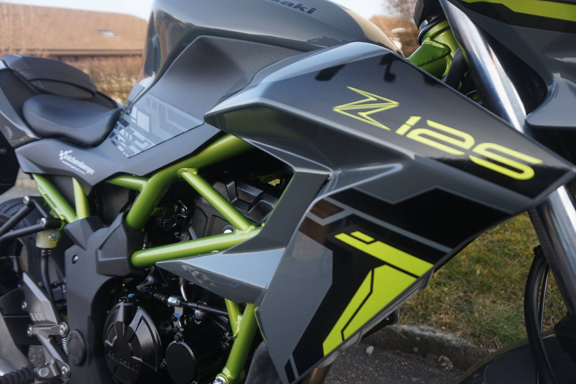 KAWASAKI Z 125 ABS-image-9