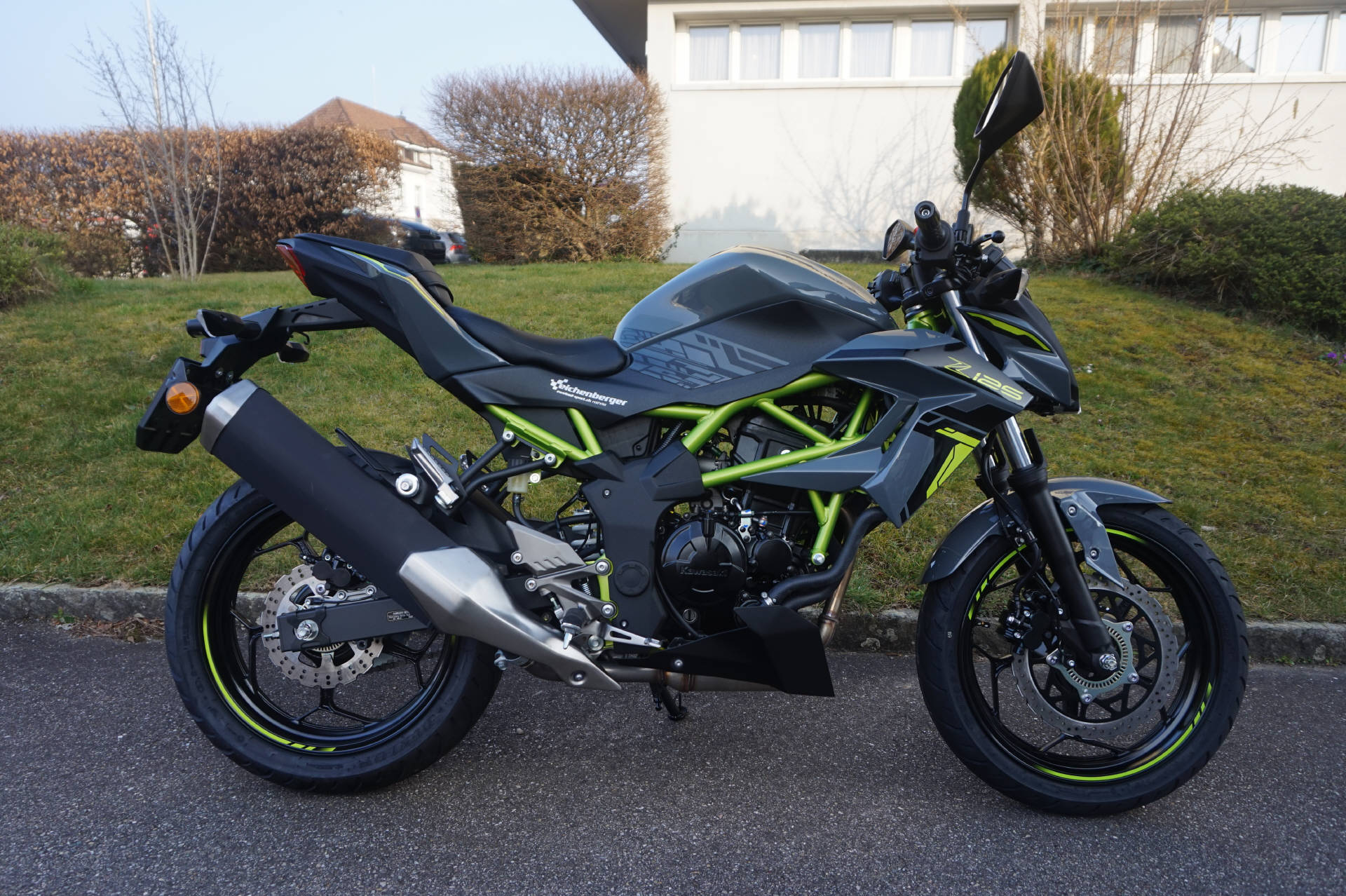 KAWASAKI Z 125 ABS-image-2