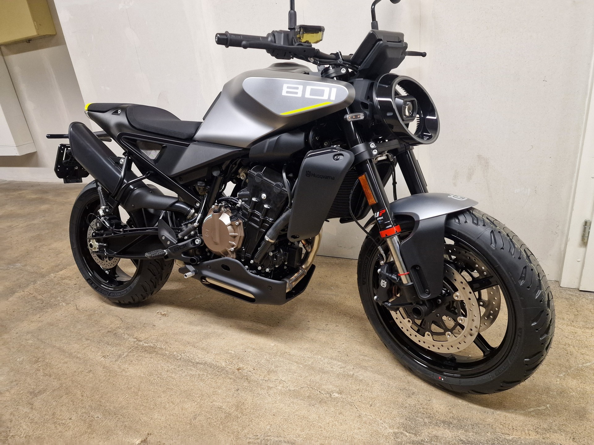 HUSQVARNA Vitpilen 801 L