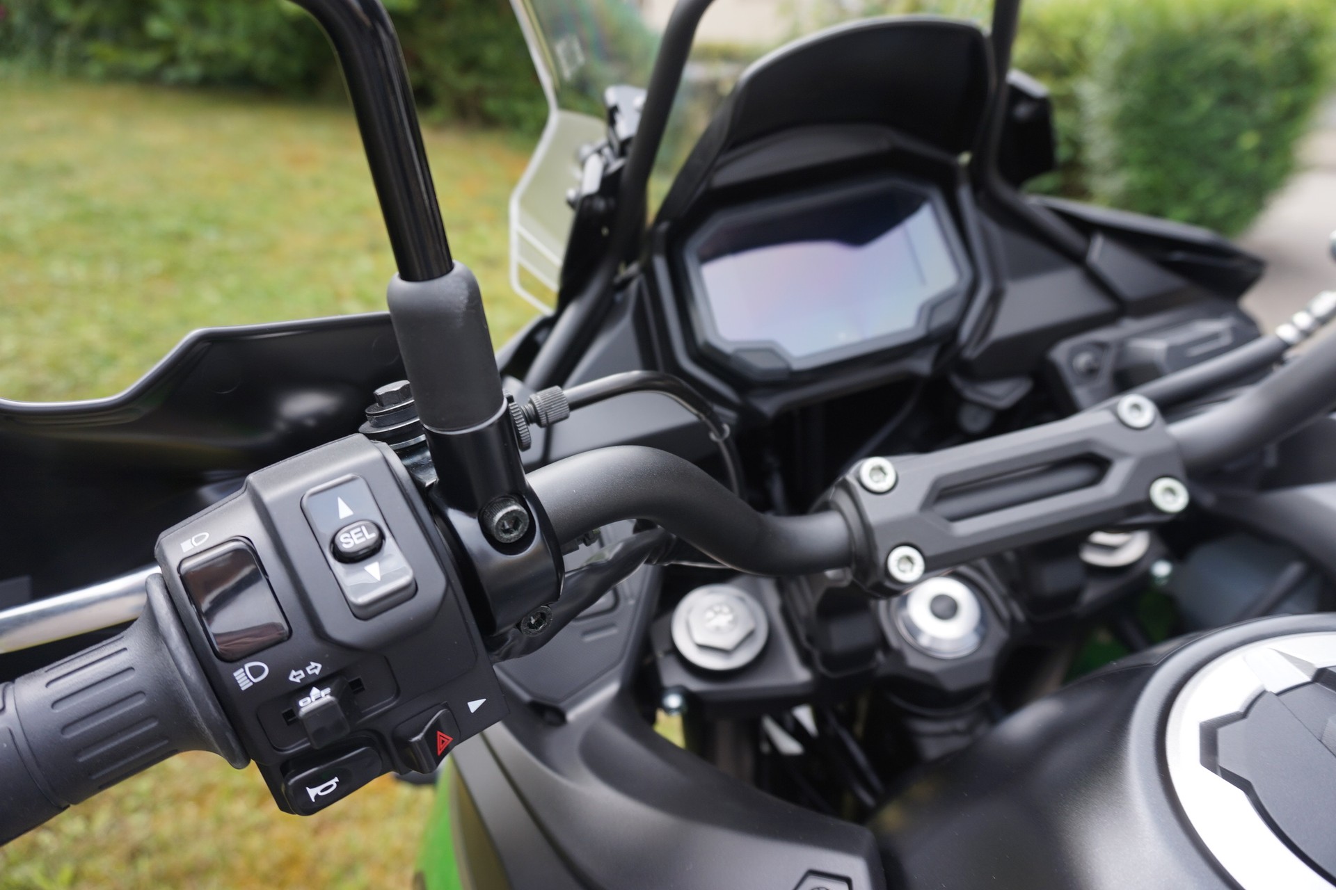 KAWASAKI Versys 650 ABS (49/35kW) MY24-image-7