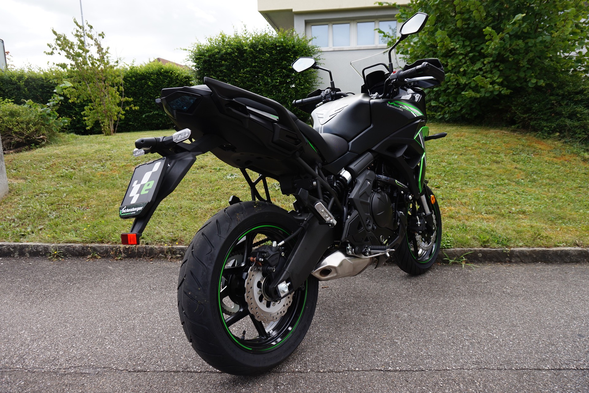 KAWASAKI Versys 650 ABS (49/35kW) MY24-image-2