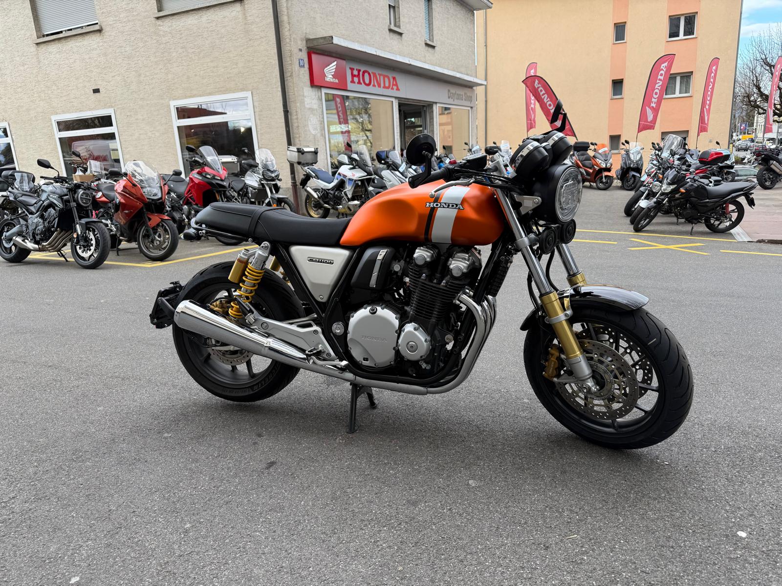 HONDA CB 1100 RS ABS-showroom-element-3