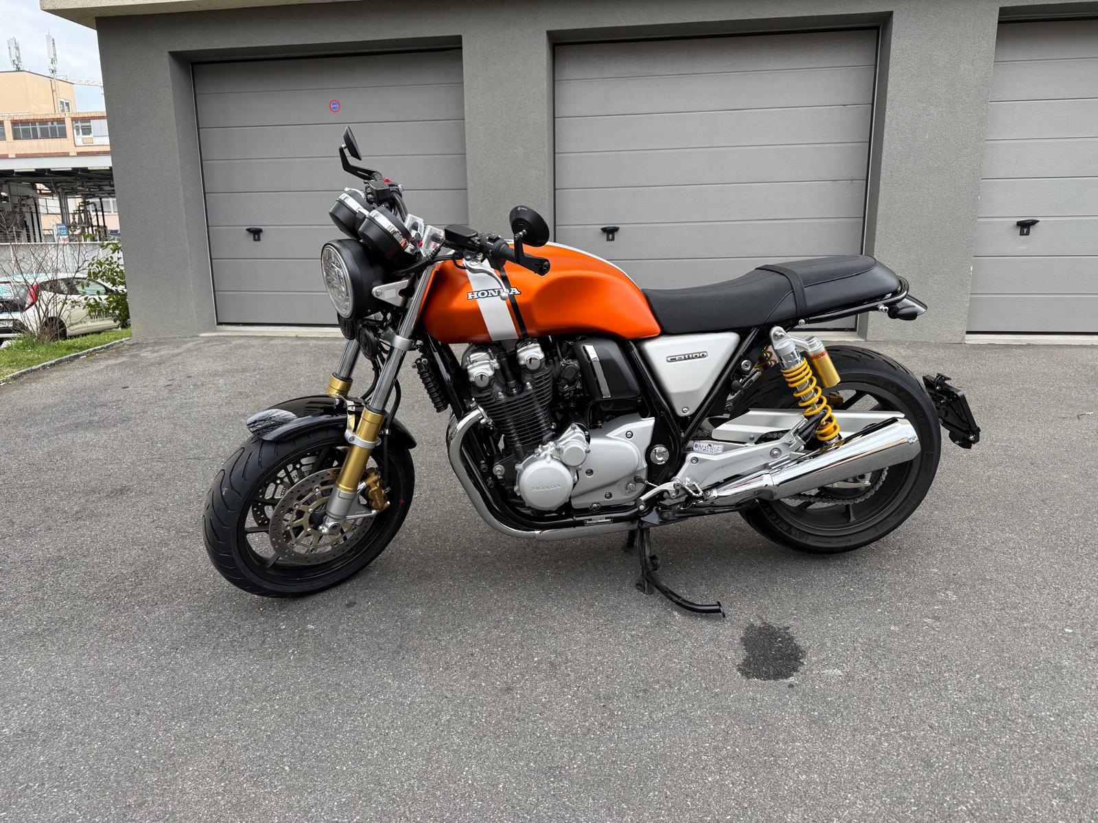 HONDA CB 1100 RS ABS-showroom-element-2