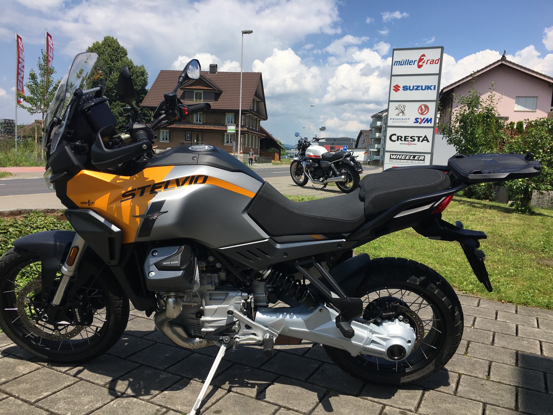 MOTO GUZZI Stelvio 1000 PFF RAS EU5+-showroom-element-2