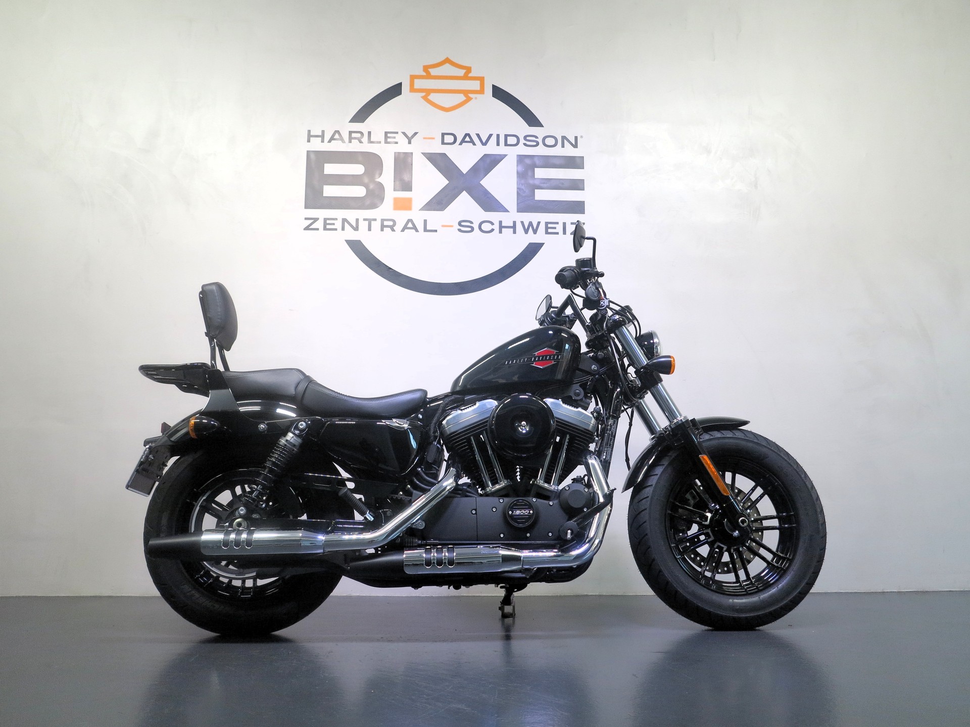HARLEY-DAVIDSON XL 1200 X Forty Eight-image-0