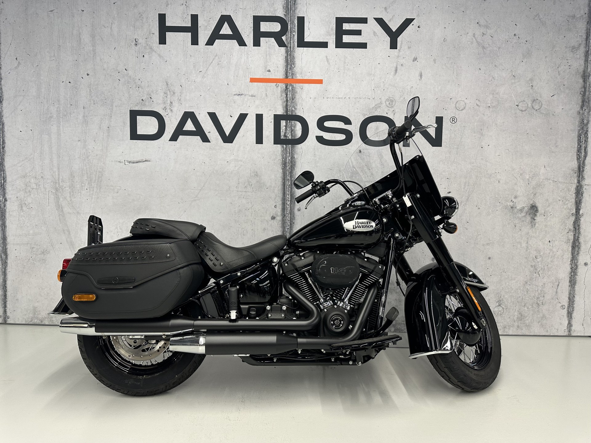 HARLEY-DAVIDSON FLHCS 1868 Softail Heritage Classic 114-image-3