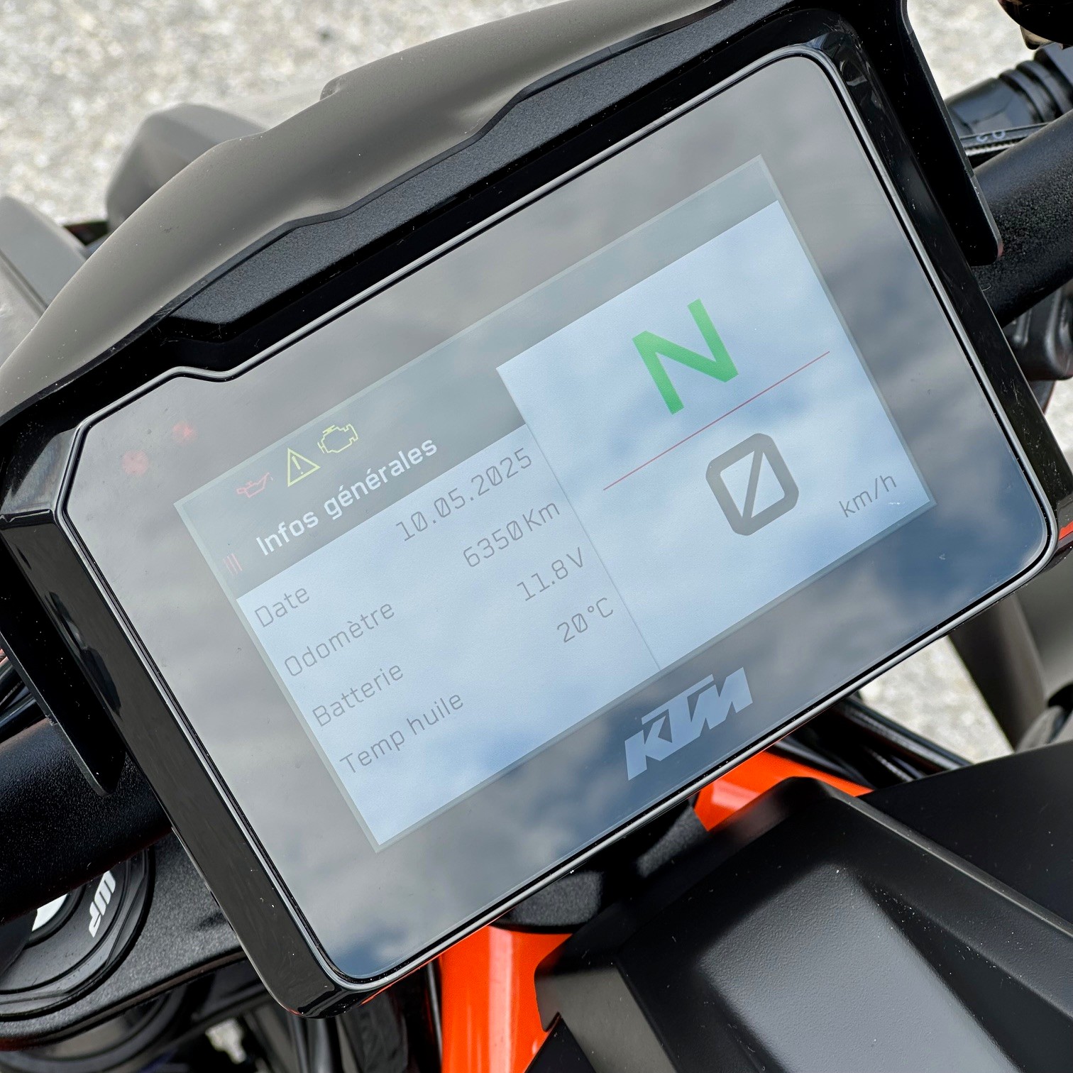 KTM 1290 Super Duke R EVO-showroom-element-3
