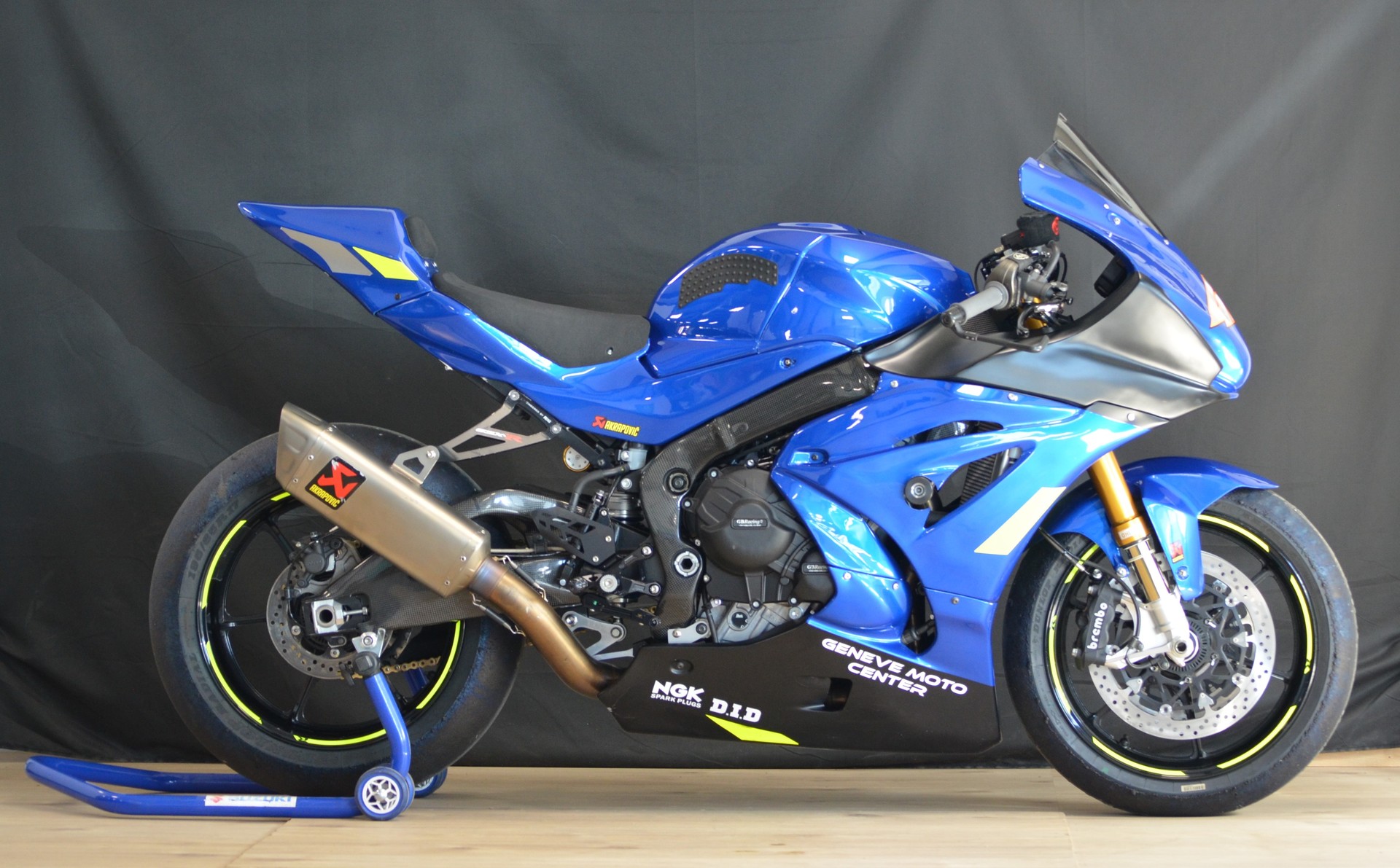 SUZUKI GSX-R 1000 ABS L8-showroom-element-3