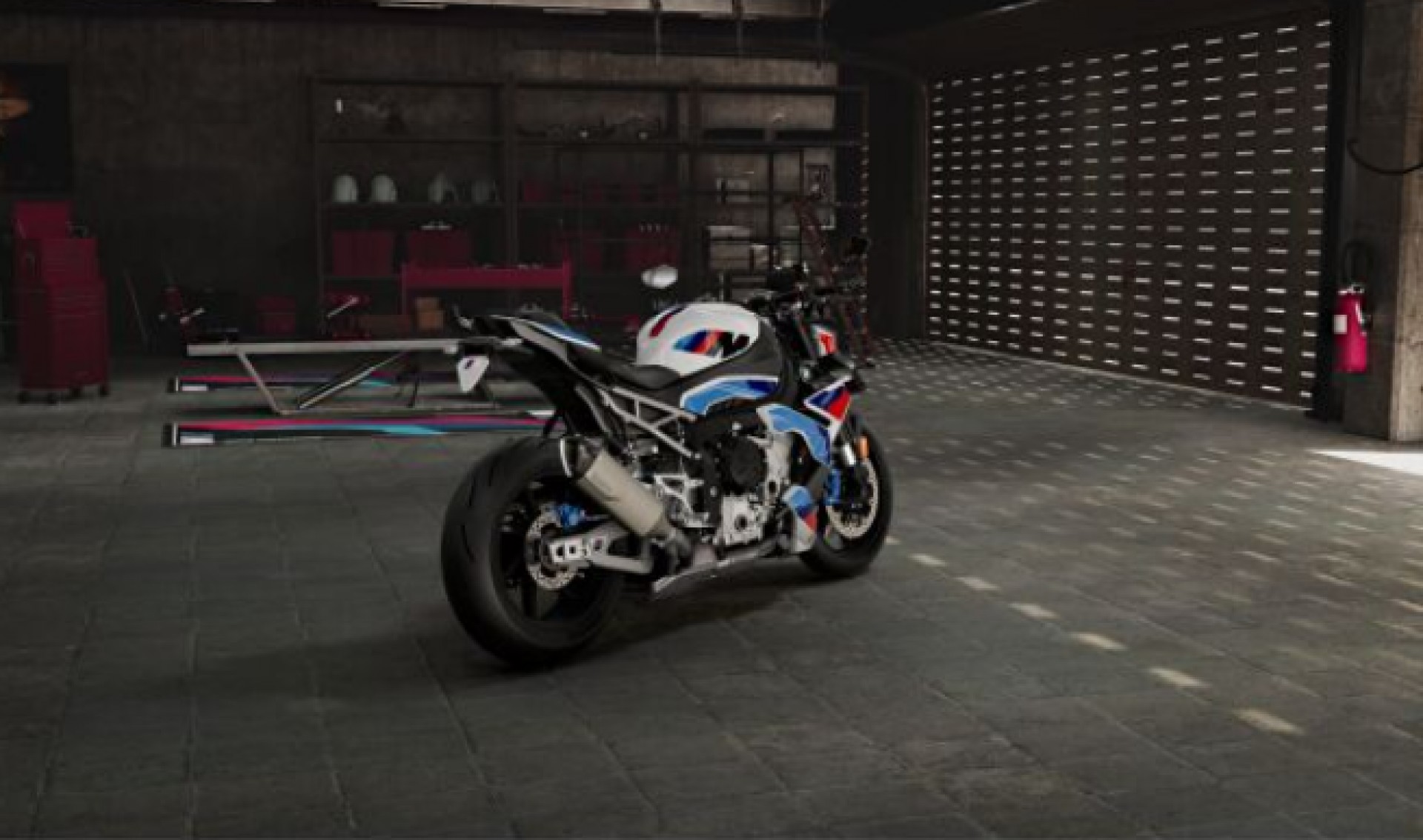 BMW M 1000 R-image-2