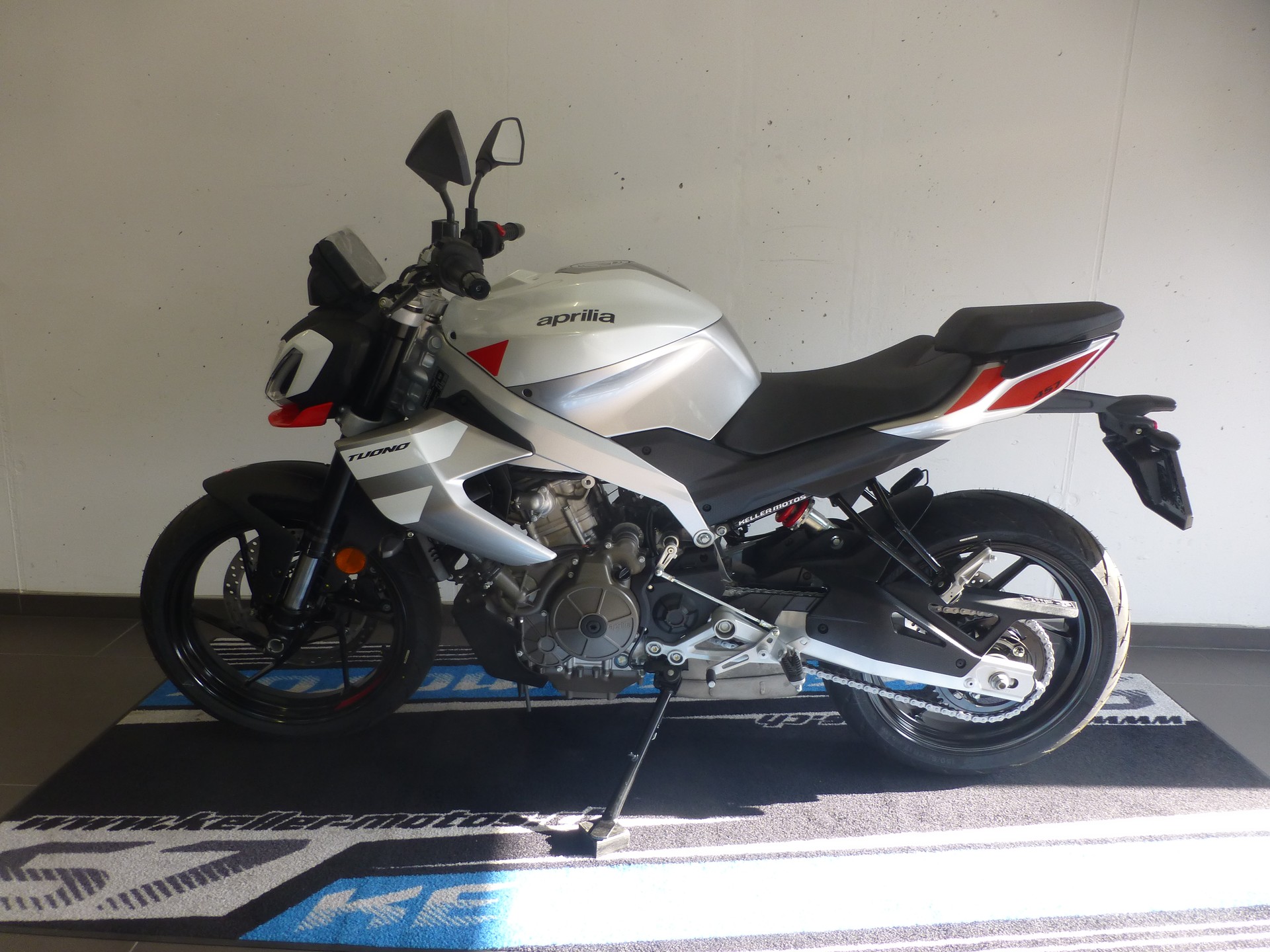 APRILIA Tuono 457 (35kW) E5+-image-1