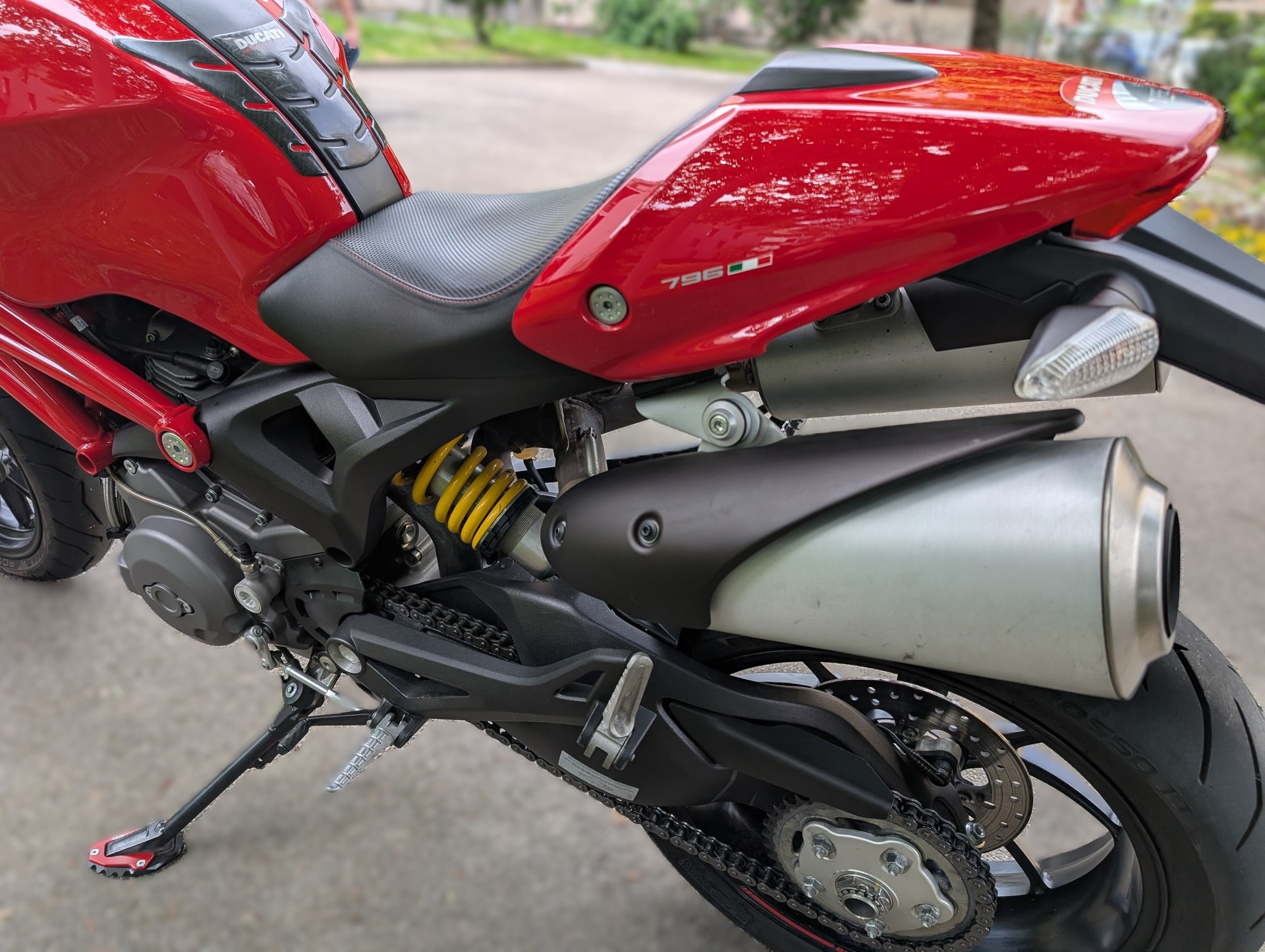 DUCATI MONSTER 796-image-11