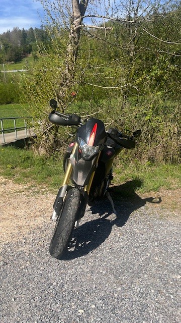 APRILIA Dorsoduro SMV 750 Factory-image-4