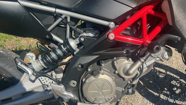 APRILIA Dorsoduro SMV 750 Factory-image-7
