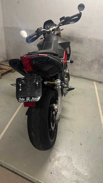 APRILIA Dorsoduro SMV 750 Factory-image-9