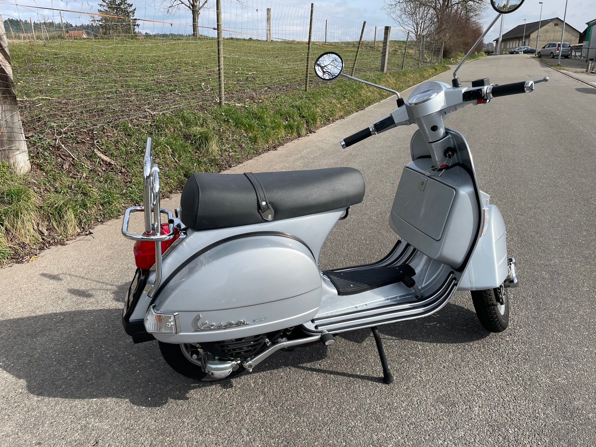PIAGGIO Vespa PX 125 E Disc-image-4