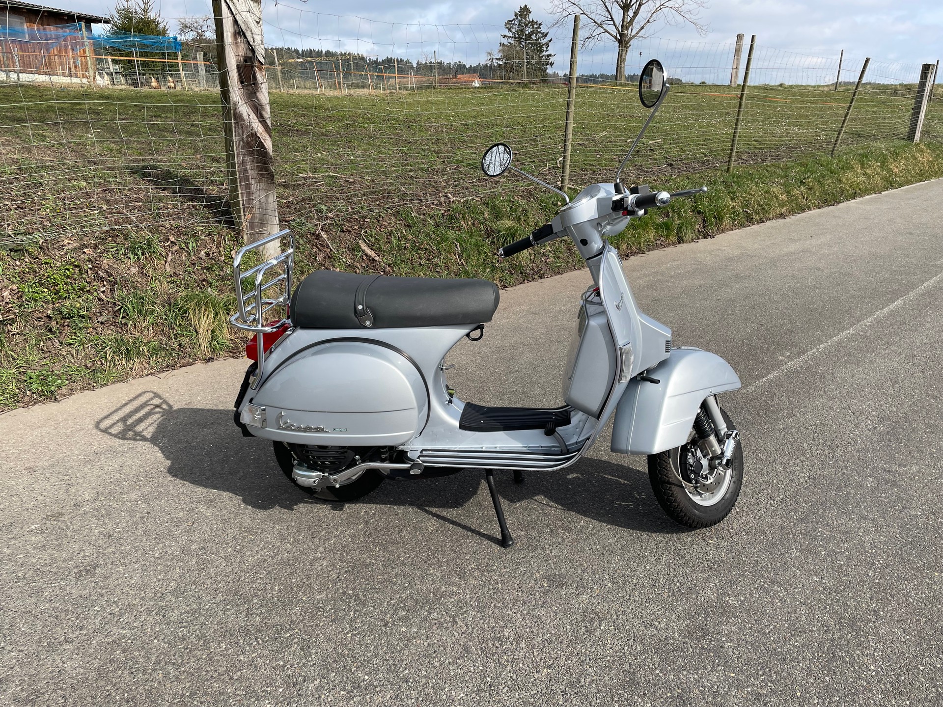 PIAGGIO Vespa PX 125 E Disc-image-3