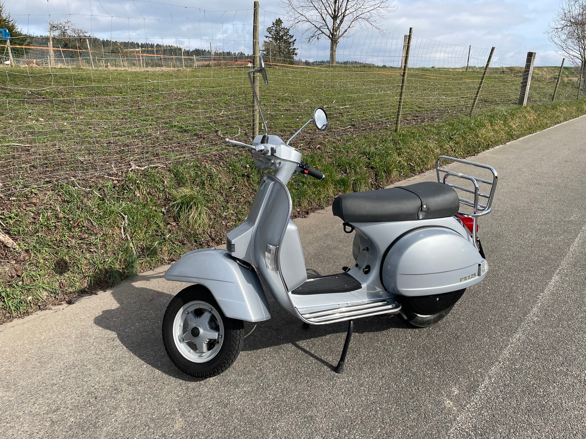 PIAGGIO Vespa PX 125 E Disc-image-2