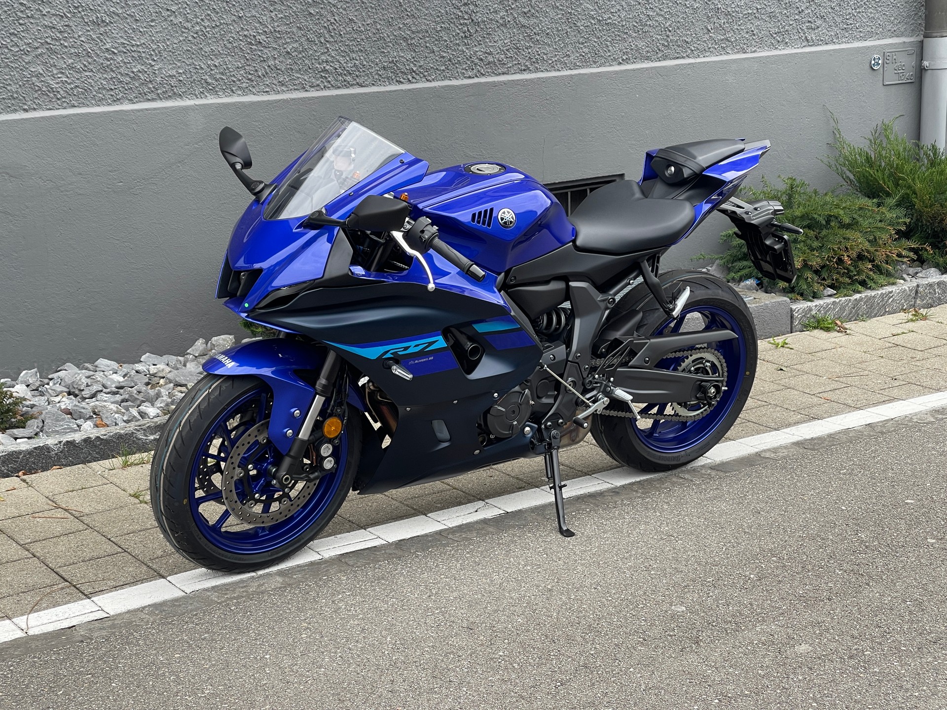 YAMAHA R7 (35kW)