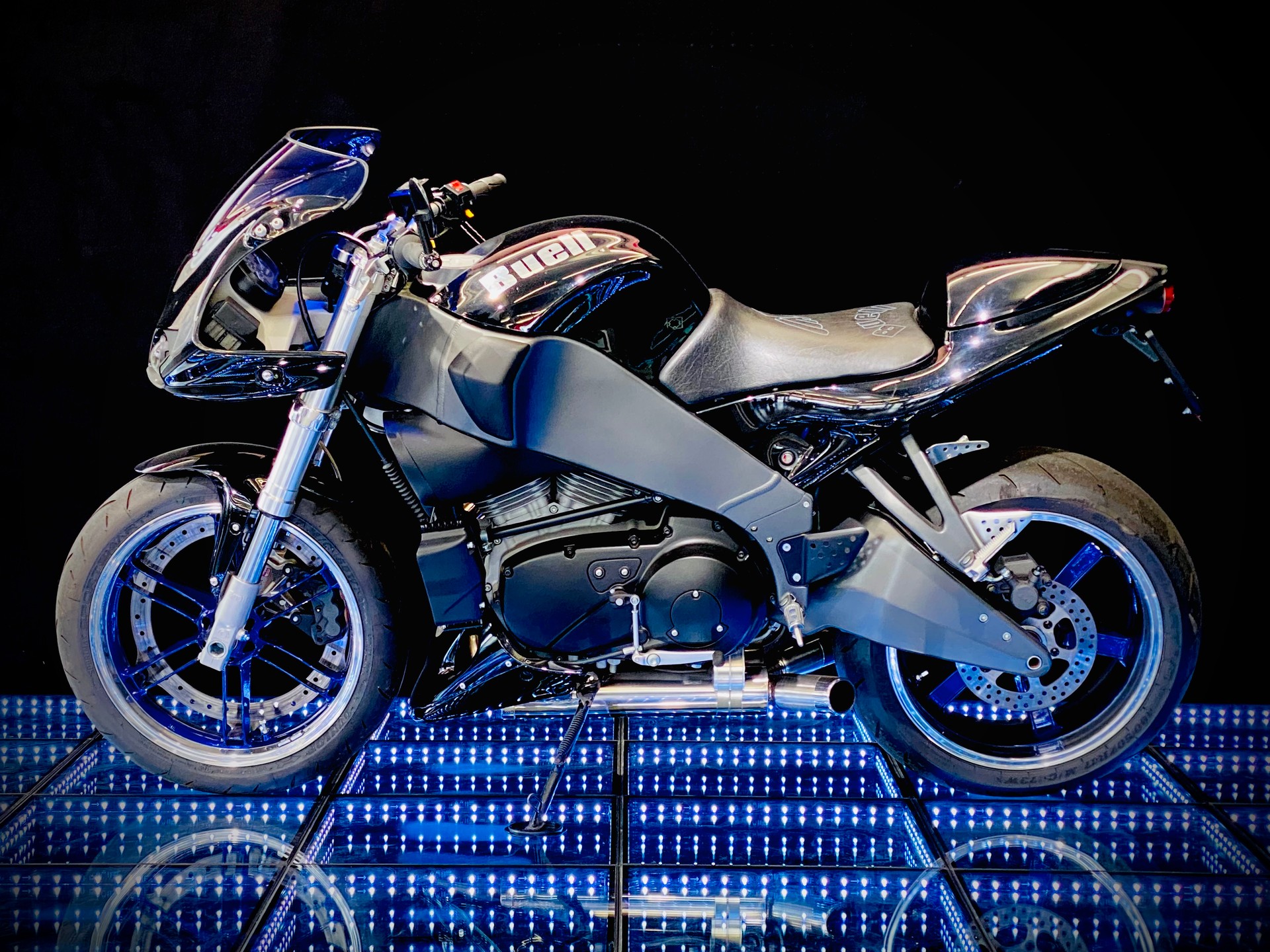 BUELL XB12R Firebolt-showroom-element-3
