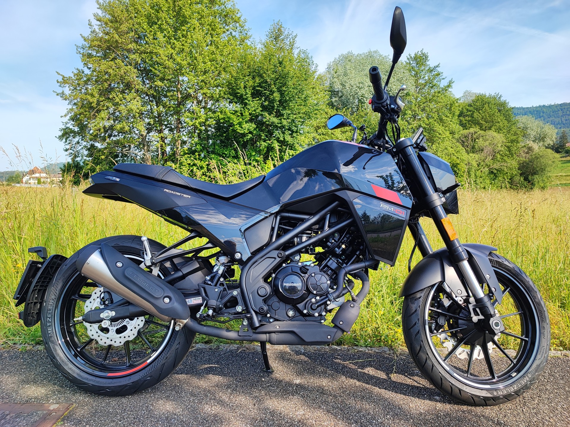 PEUGEOT PM-01 125 ABS-showroom-element-1