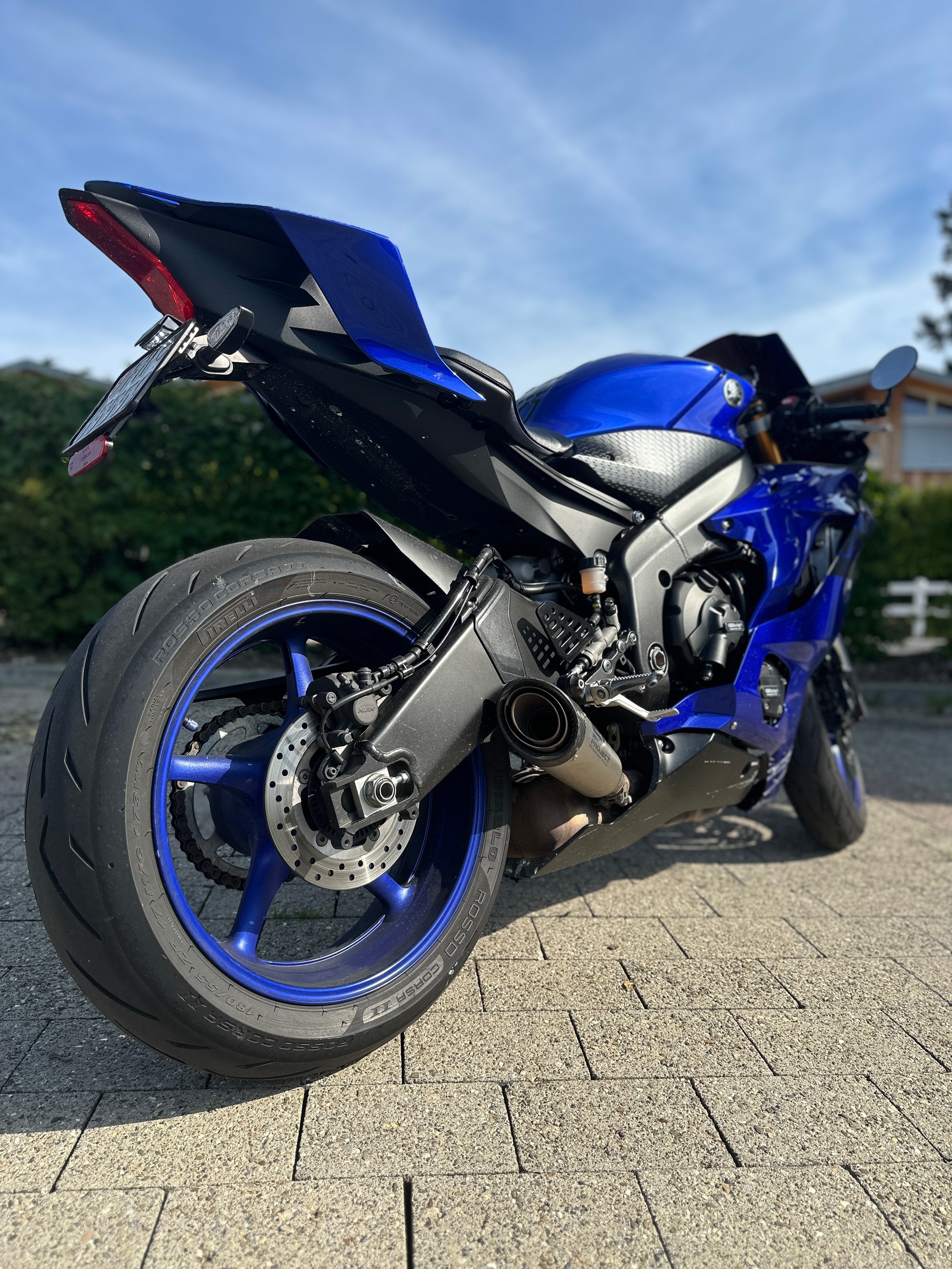 YAMAHA YZF-R6-image-2