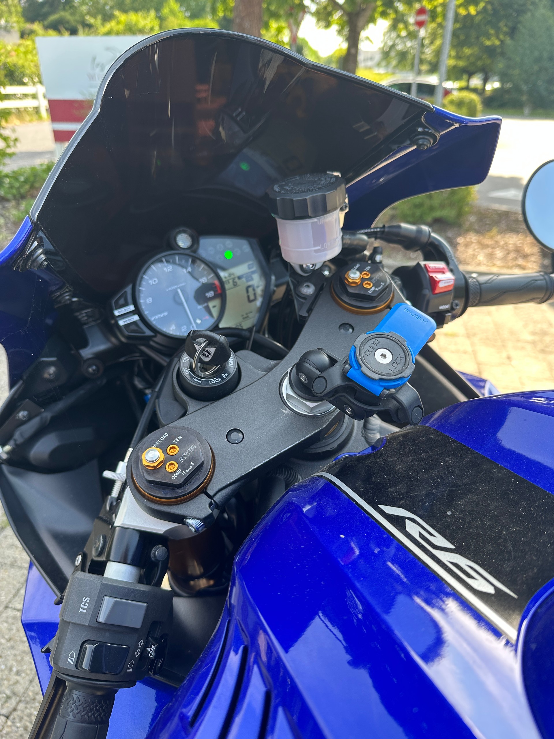 YAMAHA YZF-R6-image-7