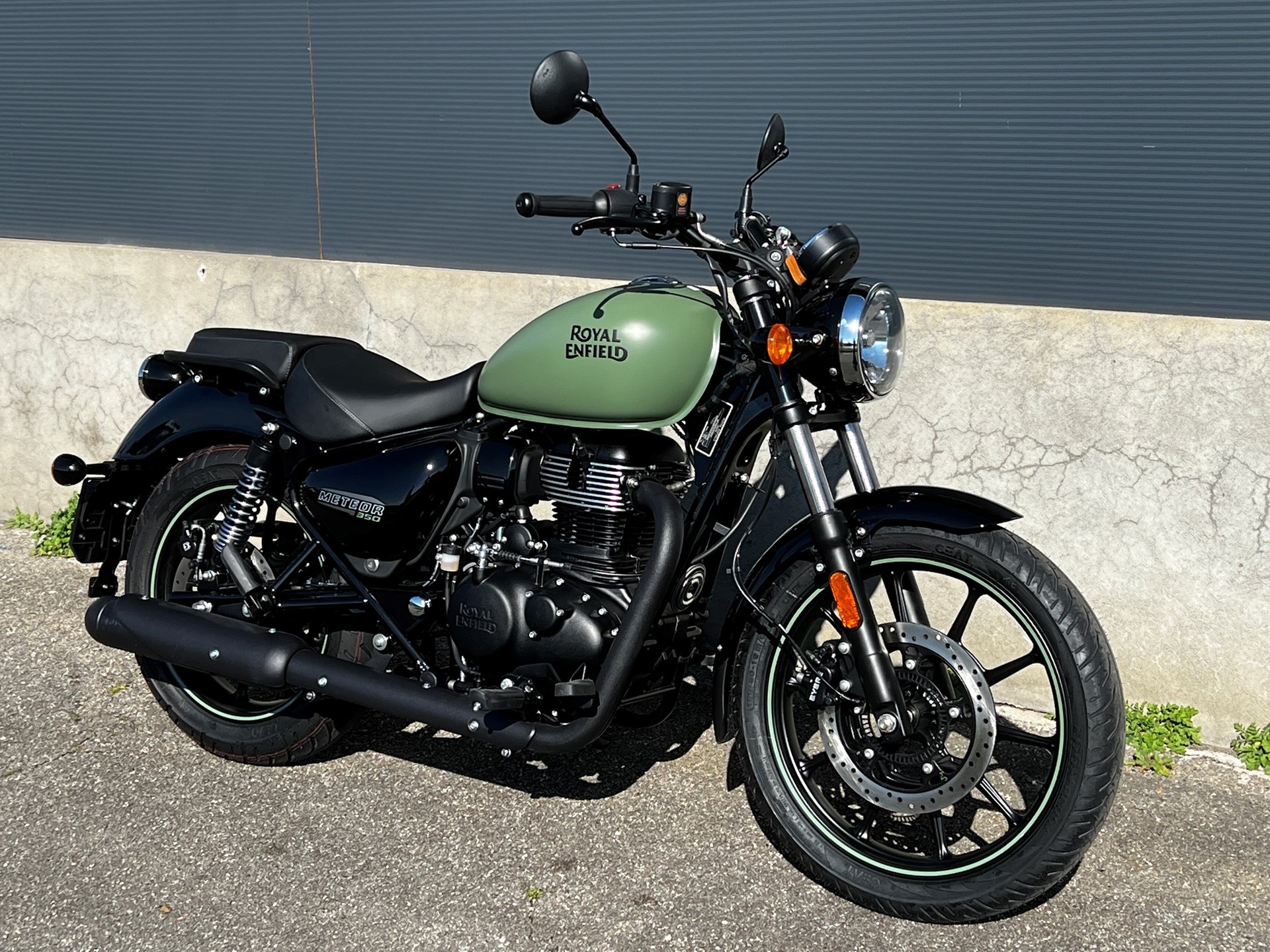 ROYAL ENFIELD Meteor Fireball-image-1