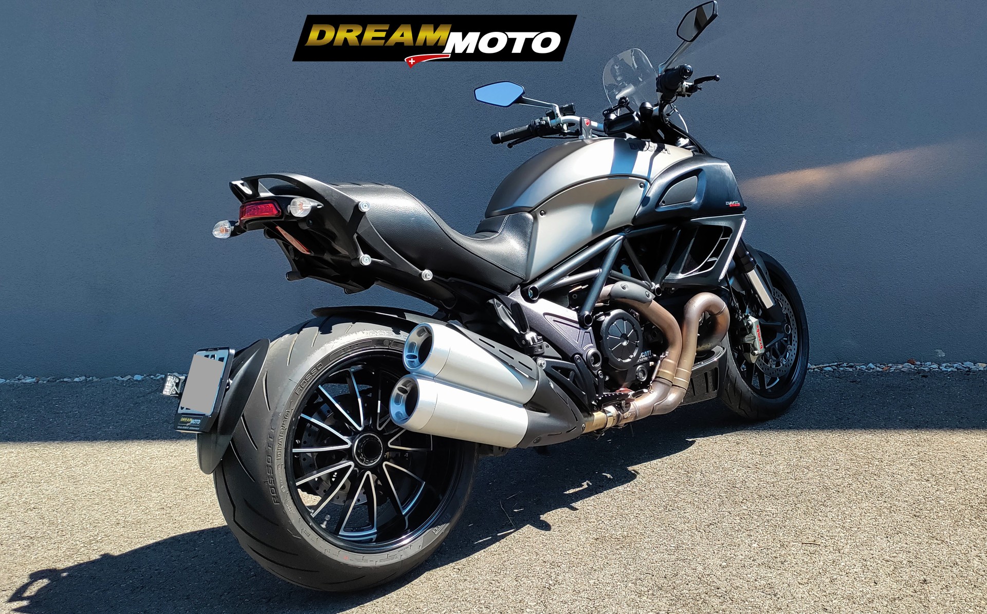 DUCATI Diavel 1200 Strada-showroom-element-2