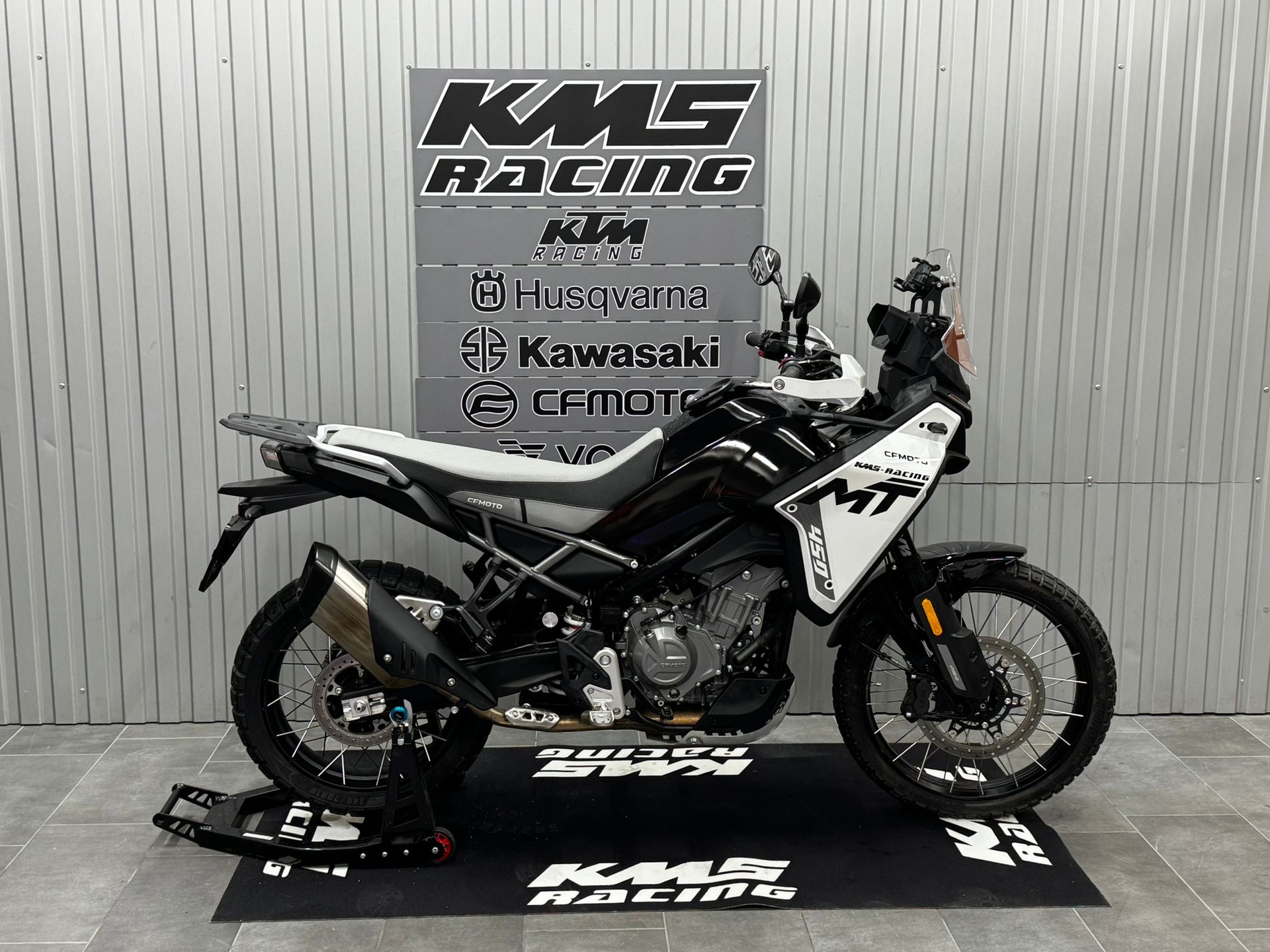 CF MOTO 450MT